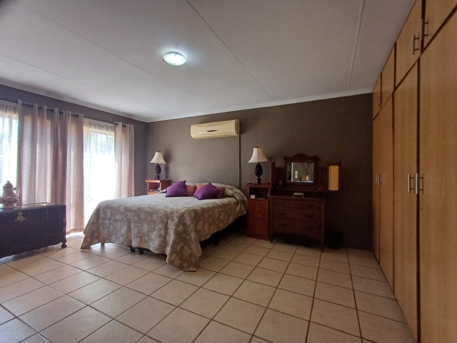 4 Bedroom Property for Sale in Doringkruin North West